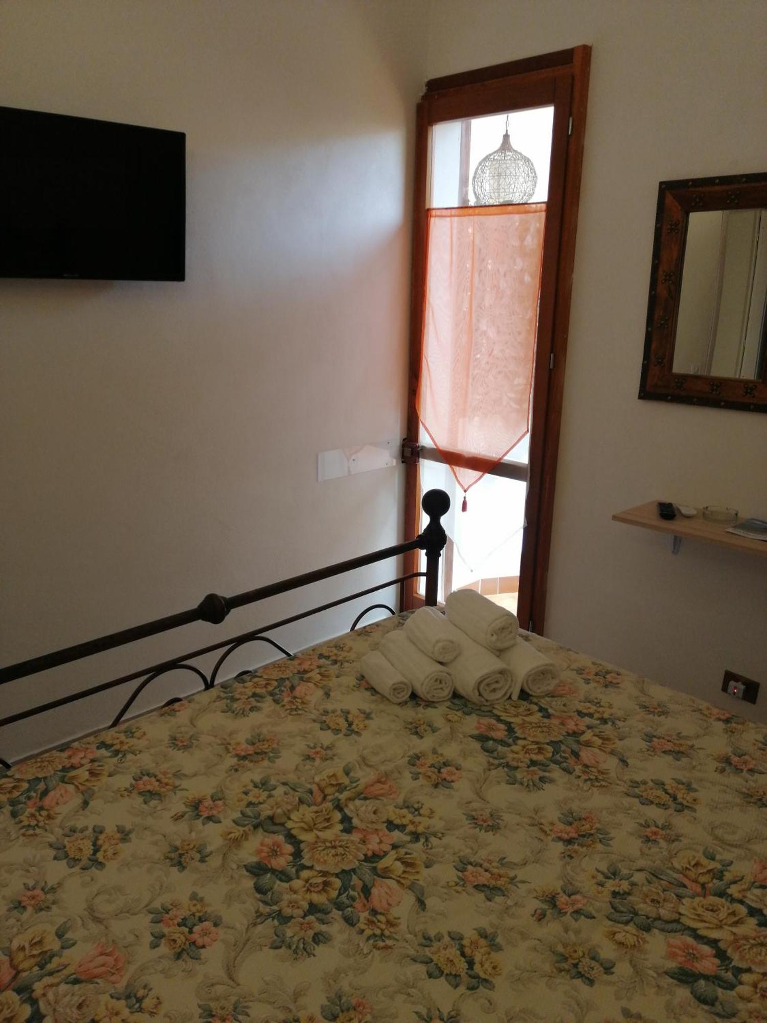Le Rocce Holiday Rooms San Vito Lo Capo Quarto foto