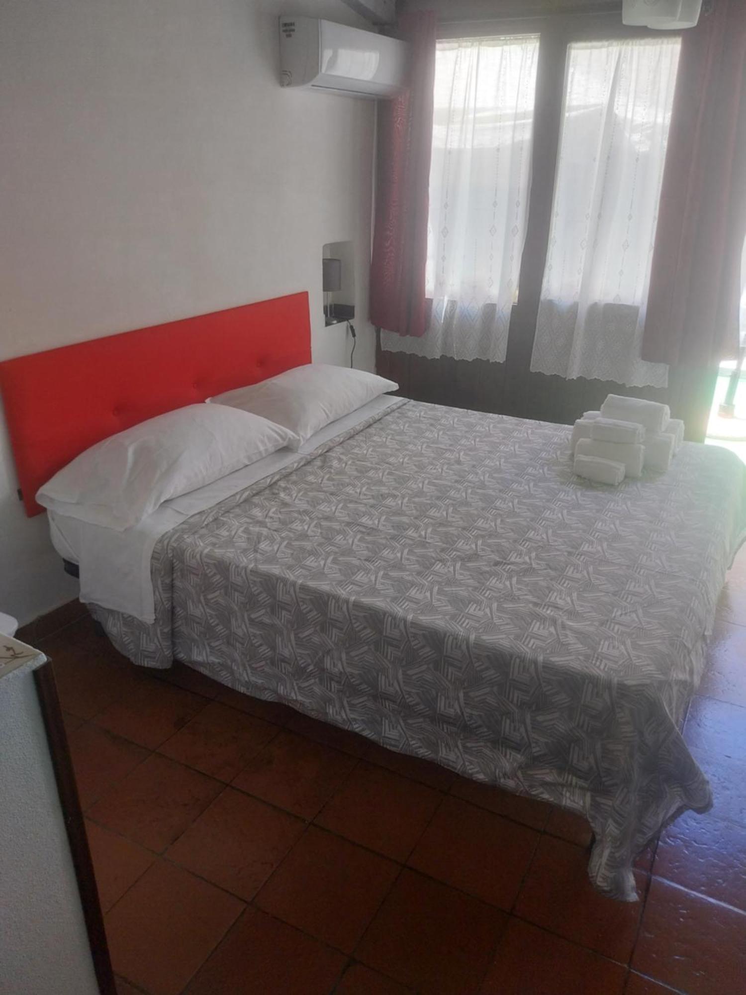 Le Rocce Holiday Rooms San Vito Lo Capo Exterior foto