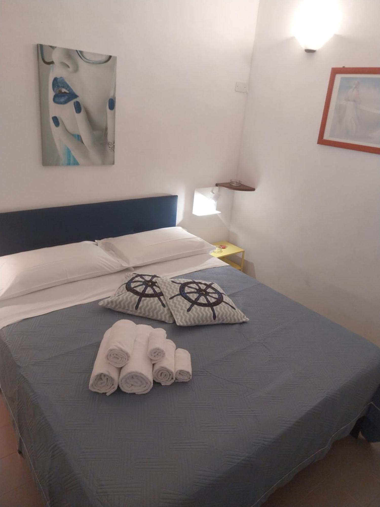 Le Rocce Holiday Rooms San Vito Lo Capo Exterior foto